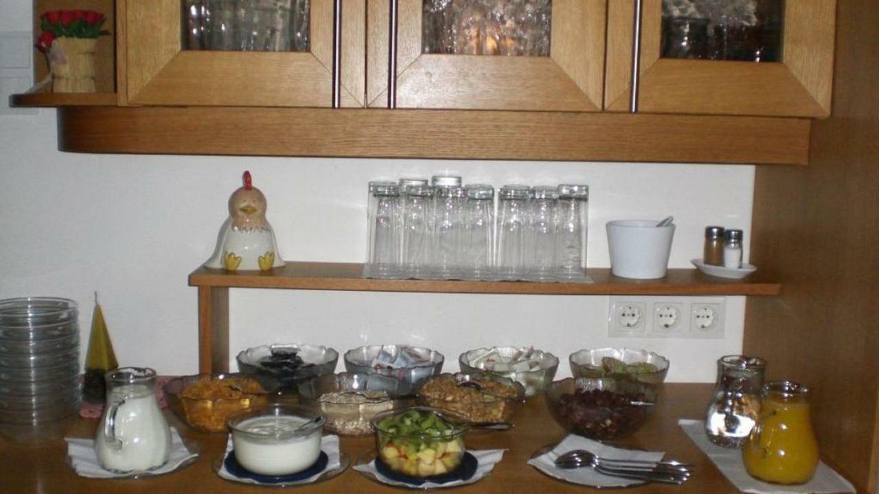 Sorli Pension Bodensdorf Bagian luar foto